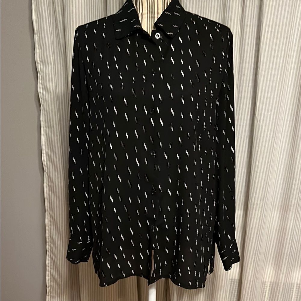 Chelsea & Theodore Black Button-Up Shirt with White Pattern